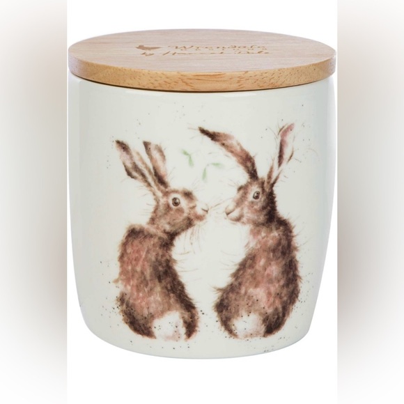 Wrendale Designs Winter Wonderland Candle in Lidded Jar, NWT - Picture 2 of 11